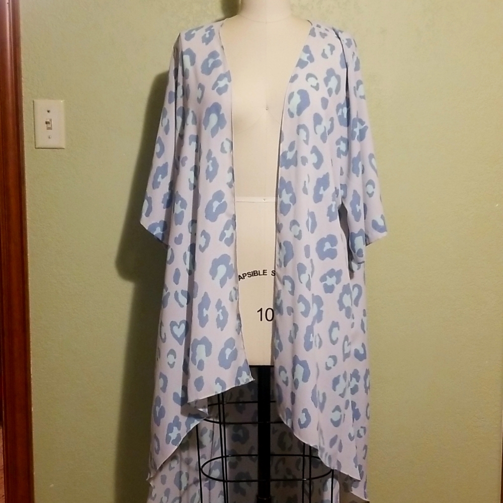 Buddy Love Kimono size M/L
